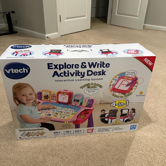 Vtech Xplore and Write Activity Desk 4 in 1 Brand New in Box Still. - Picture 1 of 2